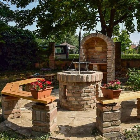 Malom Apartman Derekegyhaz Exterior foto